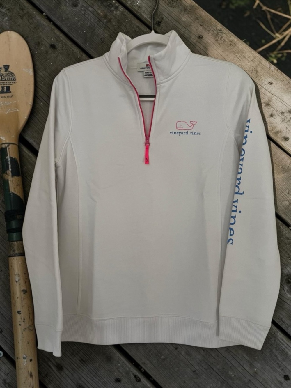 Vineyard Vines White Quarter-Zip with Pink Trim and Blue Sleeve Script Size XS
